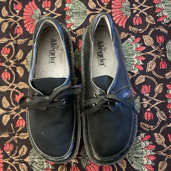 Alegria Lace Up Shoe - Picture 2 of 4